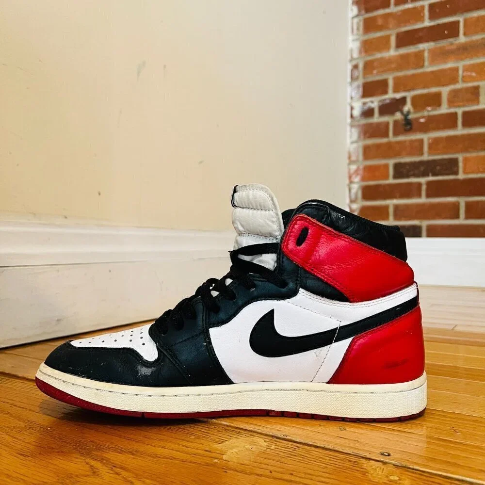 Size 11 - Jordan 1 Retro High OG Black Toe 2016